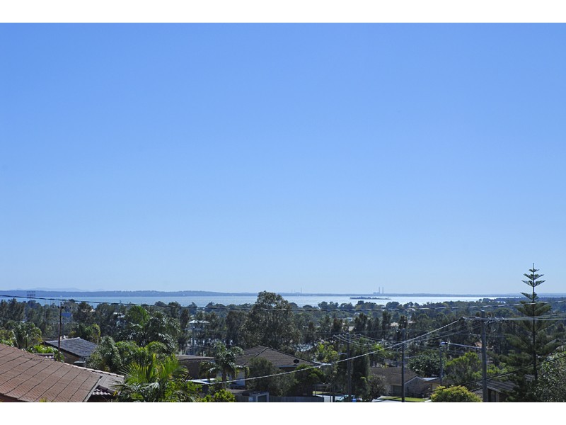 13 Curzon Avenue, Bateau Bay NSW 2261