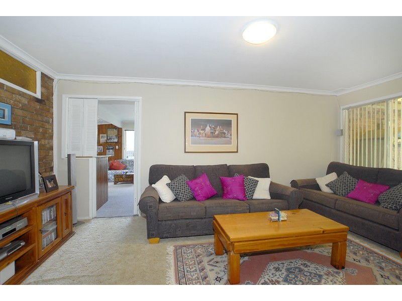 69 Berkeley Rd, Glenning Valley NSW 2261