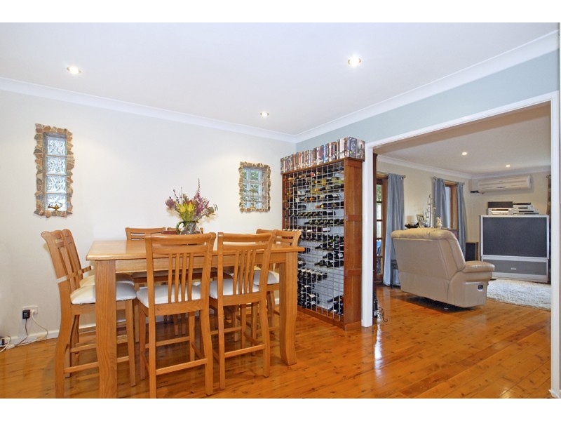 9 Somerset Cl, Wamberal NSW 2260