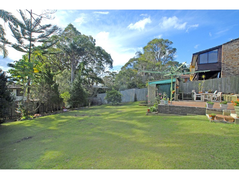 10 Pasadena Avenue, Bateau Bay NSW 2261