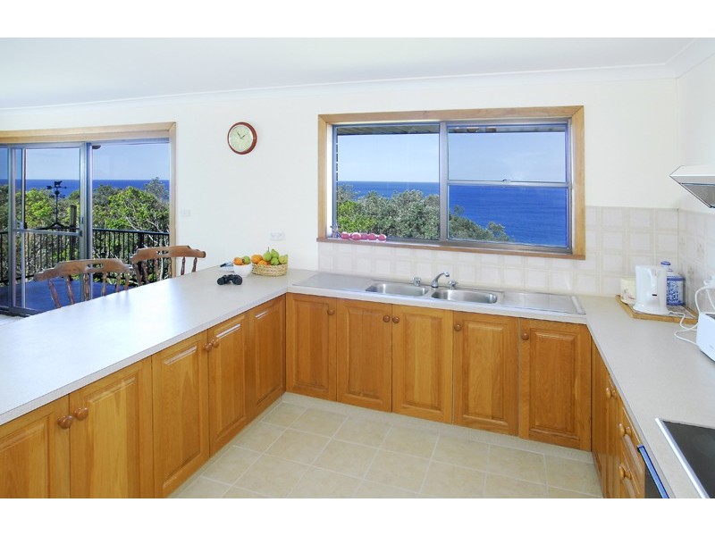 20 Kalakau Ave, Forresters Beach NSW 2260