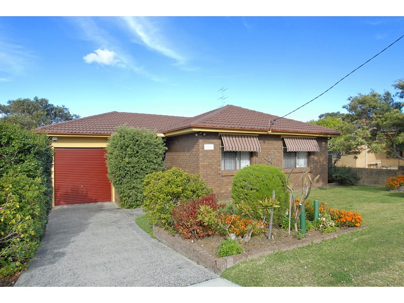 10 Promenade Avenue, Bateau Bay NSW 2261