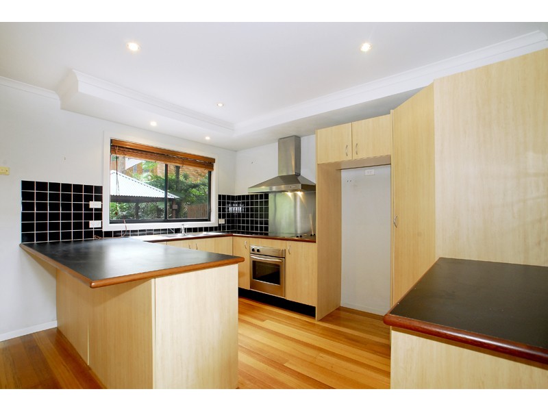 105 Lakeshore Drive, North Avoca NSW 2260