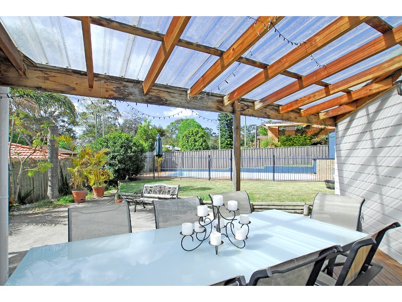 11 Macauley Avenue, Bateau Bay NSW 2261