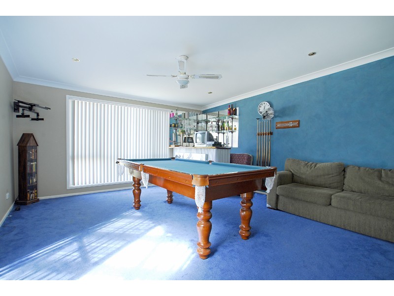 11 Macauley Avenue, Bateau Bay NSW 2261