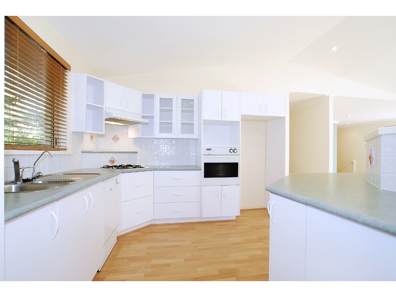 2/27 Salisbury Street, Terrigal NSW 2260