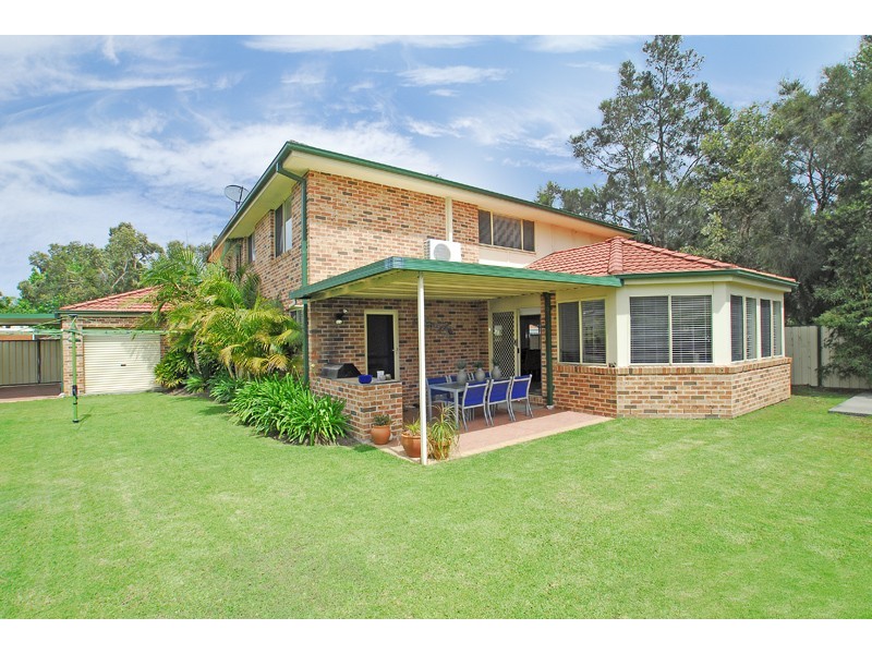 22 Neale Street, Long Jetty NSW 2261