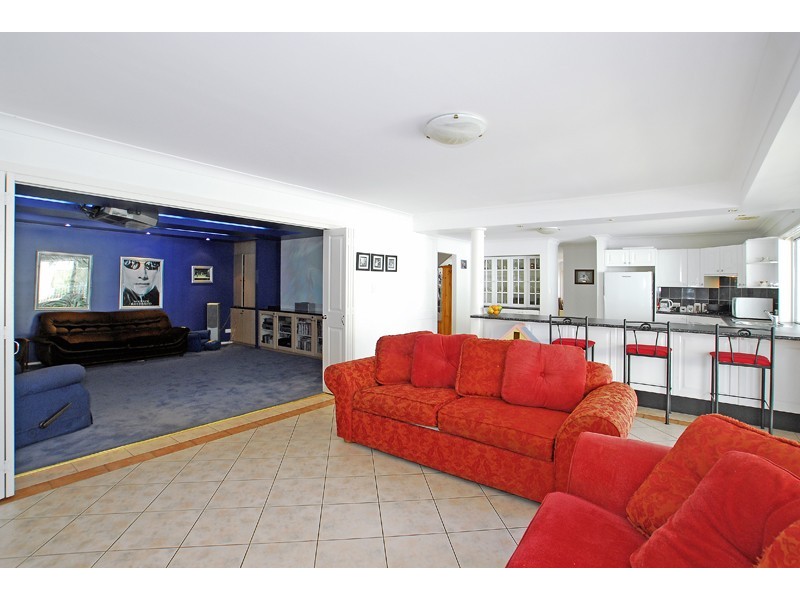 4 Bega Place, Glenning Valley NSW 2261