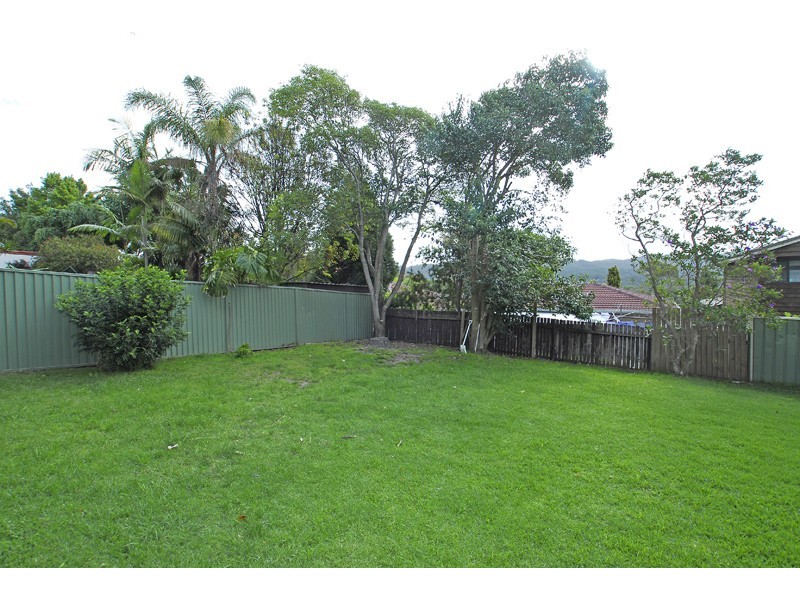 17 Berne Street, Bateau Bay NSW 2261
