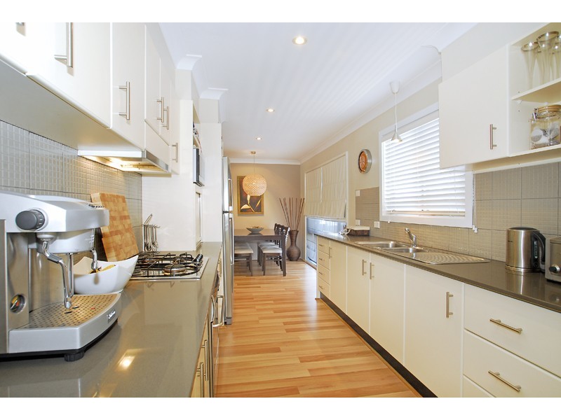 13 Tamara Road, Erina NSW 2250