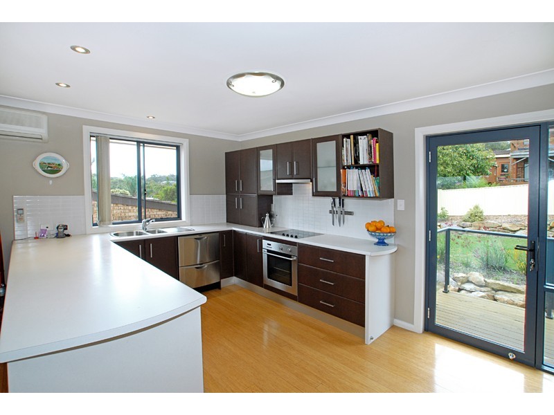 10 Maesfield Road, Bateau Bay NSW 2261