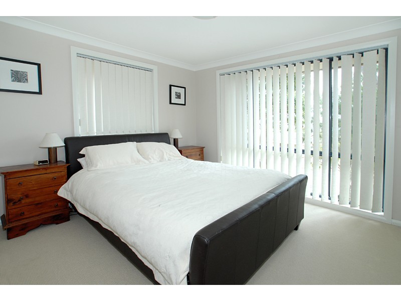 10 Maesfield Road, Bateau Bay NSW 2261
