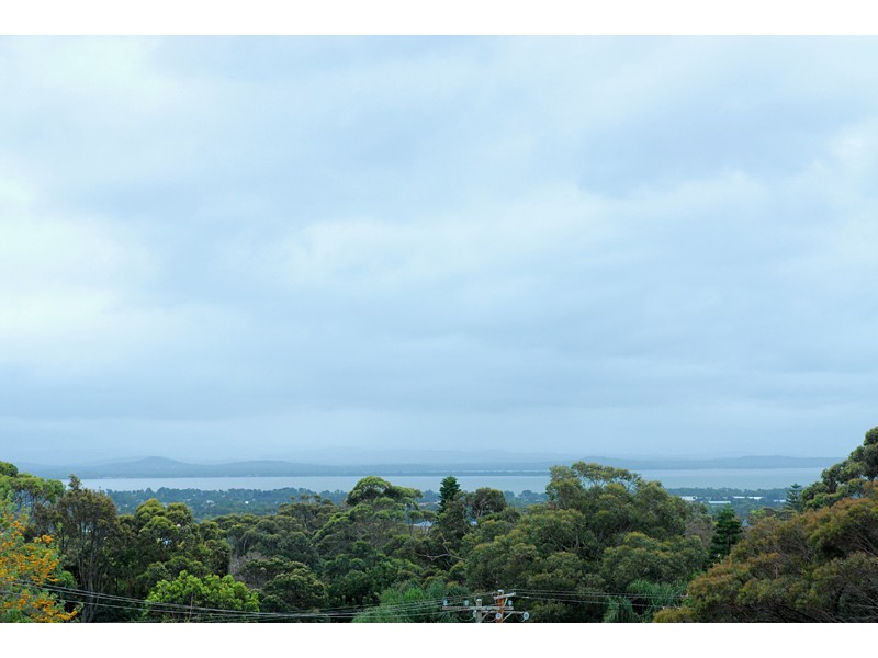 10 Maesfield Road, Bateau Bay NSW 2261