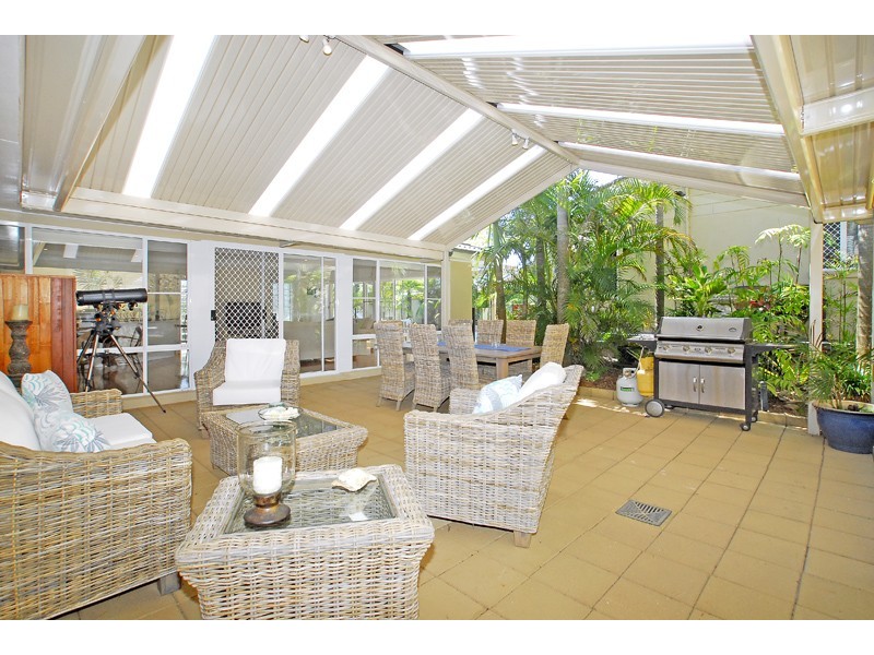 1 Waratah Street, Bateau Bay NSW 2261