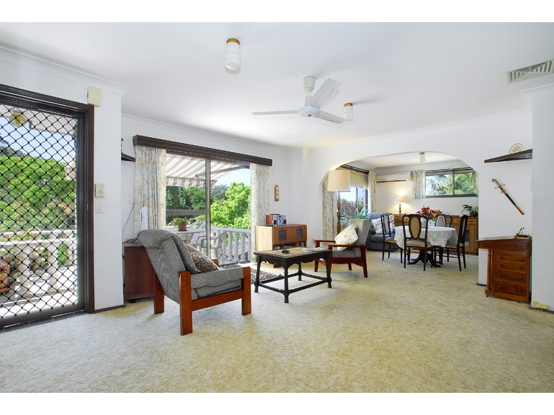 18 Holmes Road, Terrigal NSW 2260