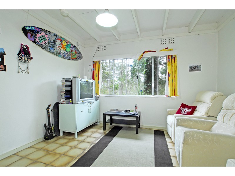 133 Lake Shore Drive, North Avoca NSW 2260