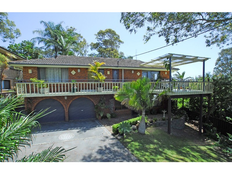 1 Jonathon Close, Bateau Bay NSW 2261