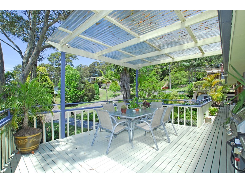 1 Jonathon Close, Bateau Bay NSW 2261