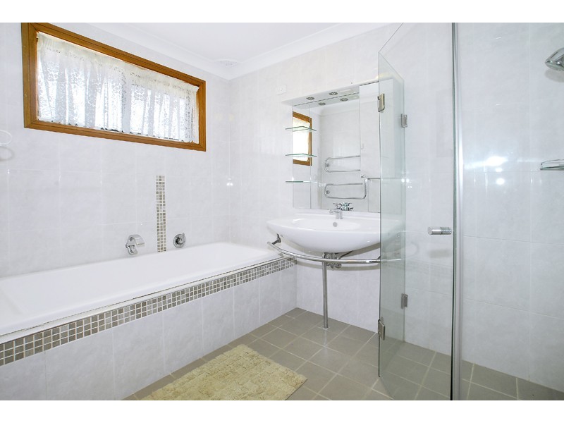 24 Roberta Street, Tumbi Umbi NSW 2261