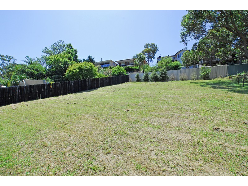 20 Valley View Rd, Bateau Bay NSW 2261