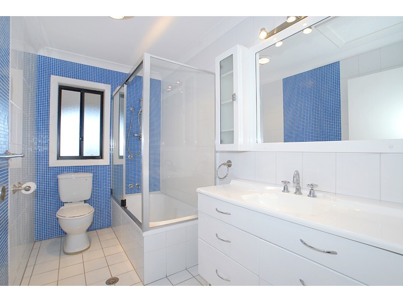 2/62 Coast Road, North Avoca NSW 2260