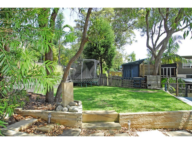 42 Boos Road, Forresters Beach NSW 2260