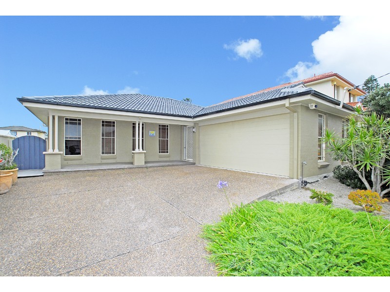 52 Bondi Road, The Entrance North NSW 2261