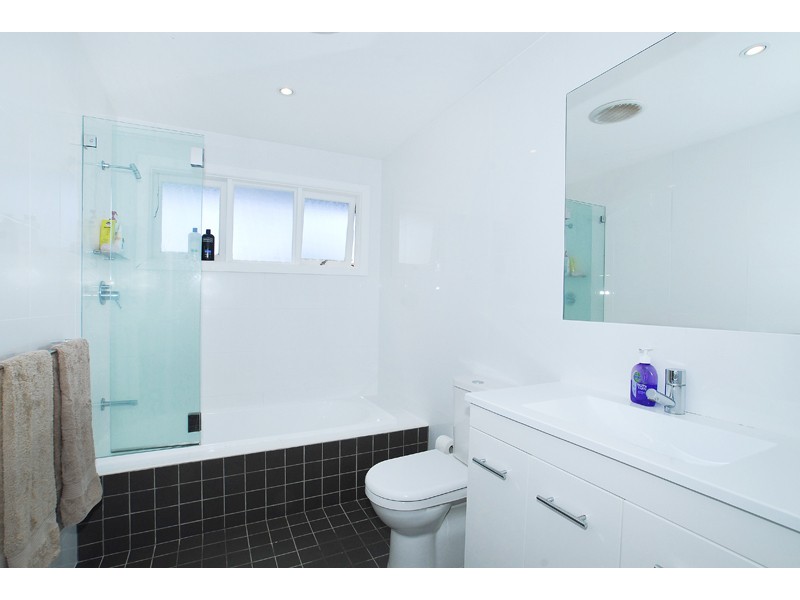 127 Ocean View Drive, Wamberal NSW 2260