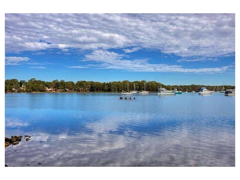 76 Teragalin Drive, Chain Valley Bay NSW 2259