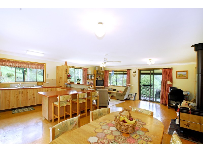 135 Peach Orchard Road, Fountaindale NSW 2258