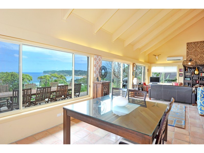 29 Table Top Road, North Avoca NSW 2260