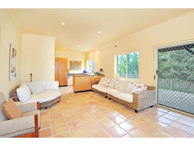 29 Table Top Road, North Avoca NSW 2260
