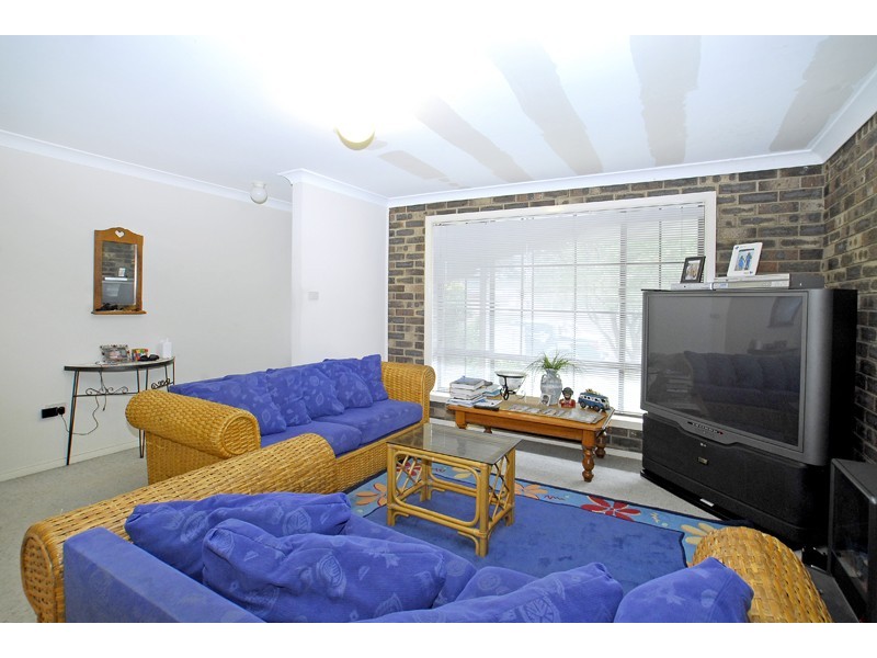 2/30 Lumeah Avenue (2/54 Lake View Rd), Wamberal NSW 2260