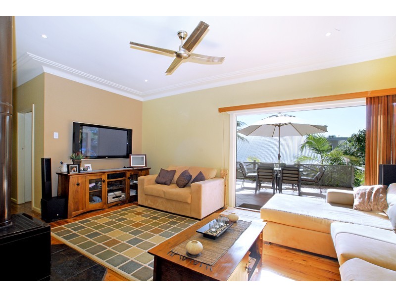 27 Dolly Ave, Springfield NSW 2250