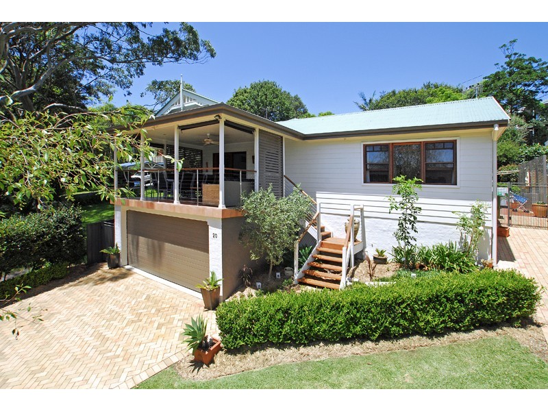 20 Hilltop Rd, Wamberal NSW 2260