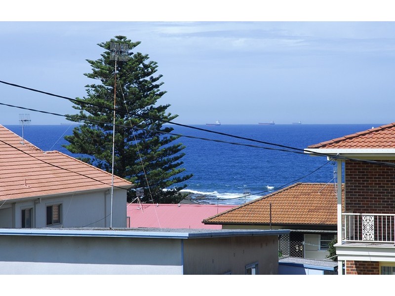 21 Currawong Street, Blue Bay NSW 2261