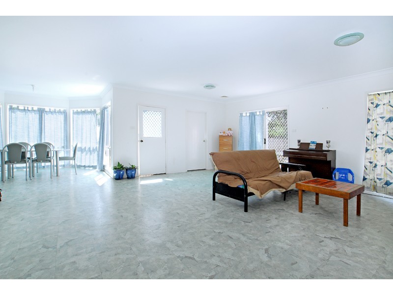 21 Currawong Street, Blue Bay NSW 2261