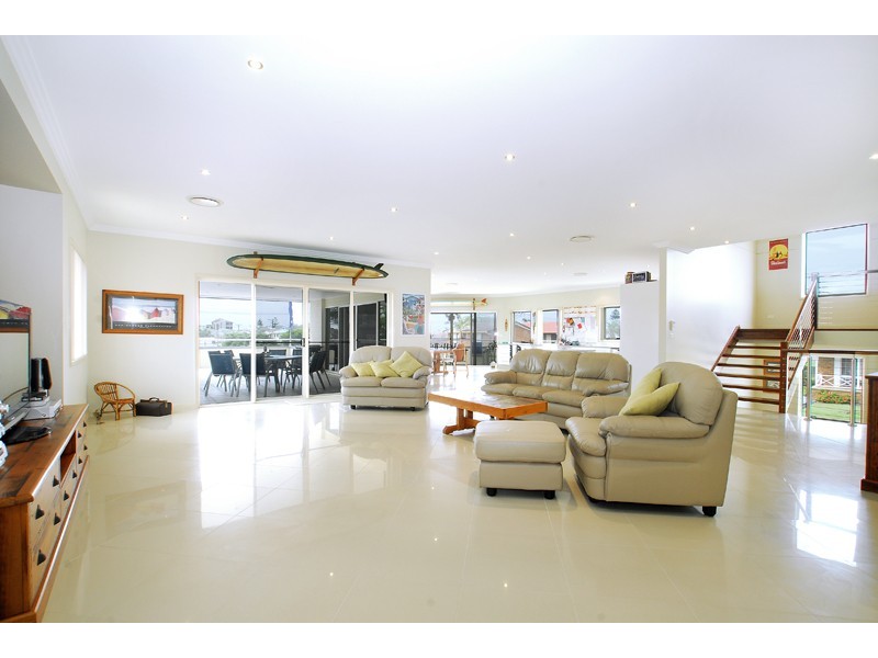 116 Hutton Rd, The Entrance North NSW 2261