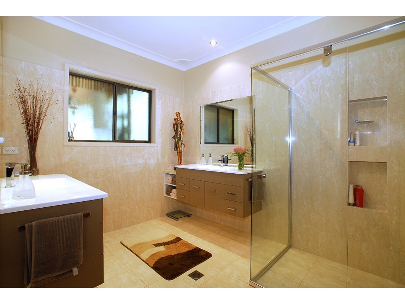 6 Old Tumbi Rd, Wamberal NSW 2260