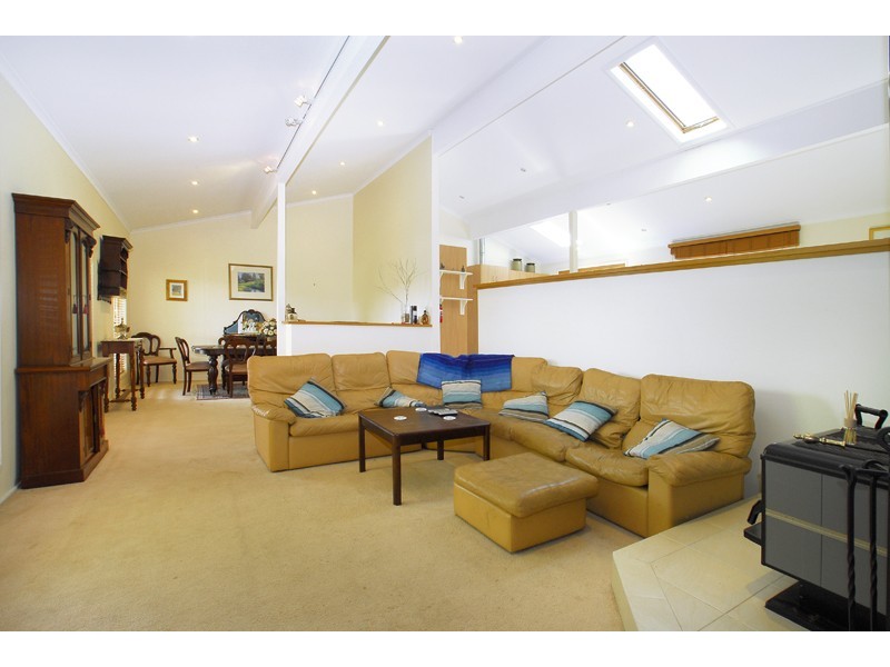 26 Sirius Avenue, Bateau Bay NSW 2261