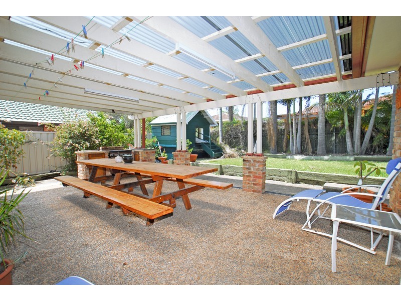 26 Sirius Avenue, Bateau Bay NSW 2261
