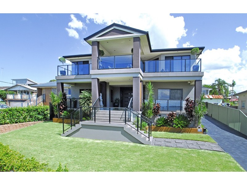 16 Trelawney Street, Killarney Vale NSW 2261