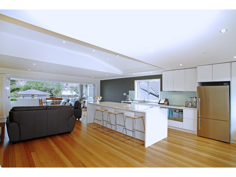 13 Bluewave Crescent, Forresters Beach NSW 2260