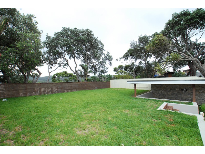 13 Bluewave Crescent, Forresters Beach NSW 2260