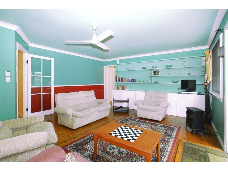 42 Lakeshore Drive, North Avoca NSW 2260