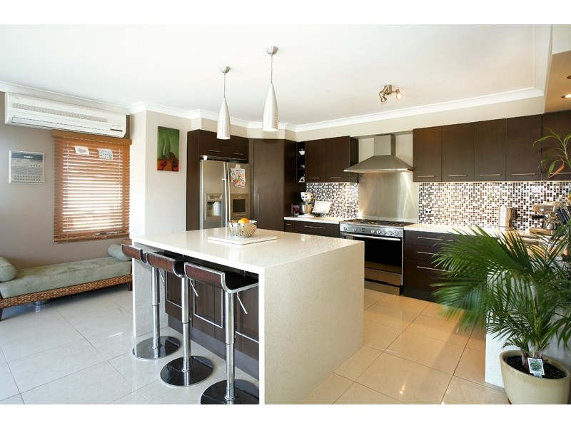 311 Lakedge Av, Berkeley Vale NSW 2261