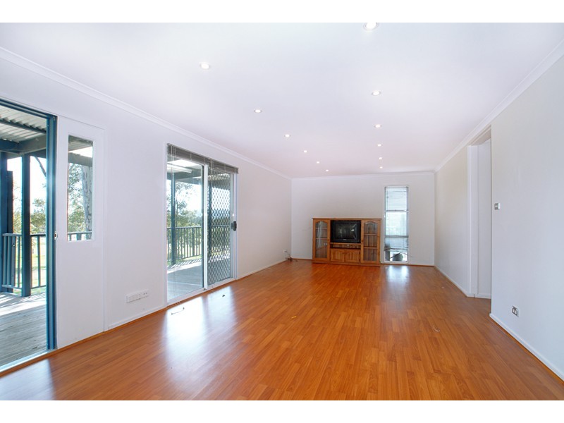 8 Warrambool Road, Wamberal NSW 2260