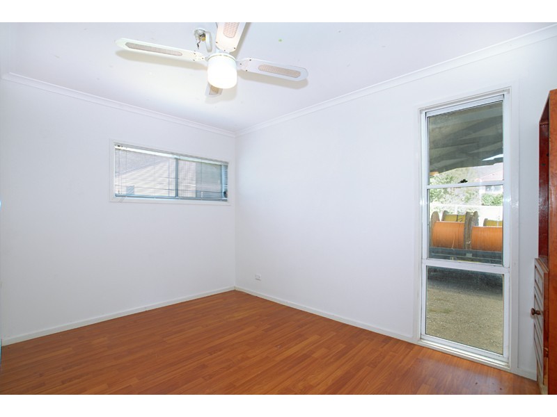 8 Warrambool Road, Wamberal NSW 2260