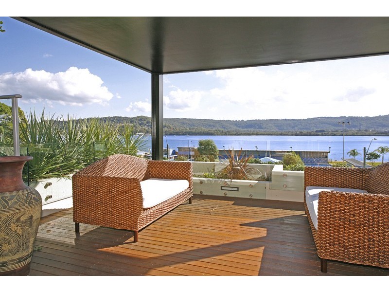 20/43 Masons Parade, Gosford NSW 2250