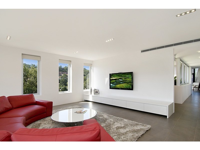 20/43 Masons Parade, Gosford NSW 2250